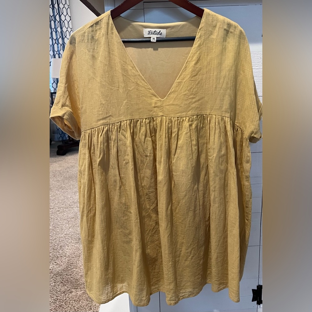 Listicle Dress Mustard size medium. 1072